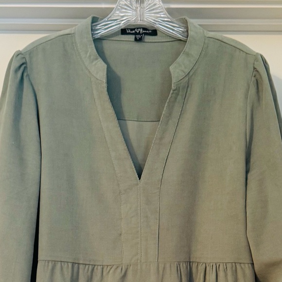 Corduroy Long Sleeve Tiered Dress Size L with Pockets - Picture 2 of 6